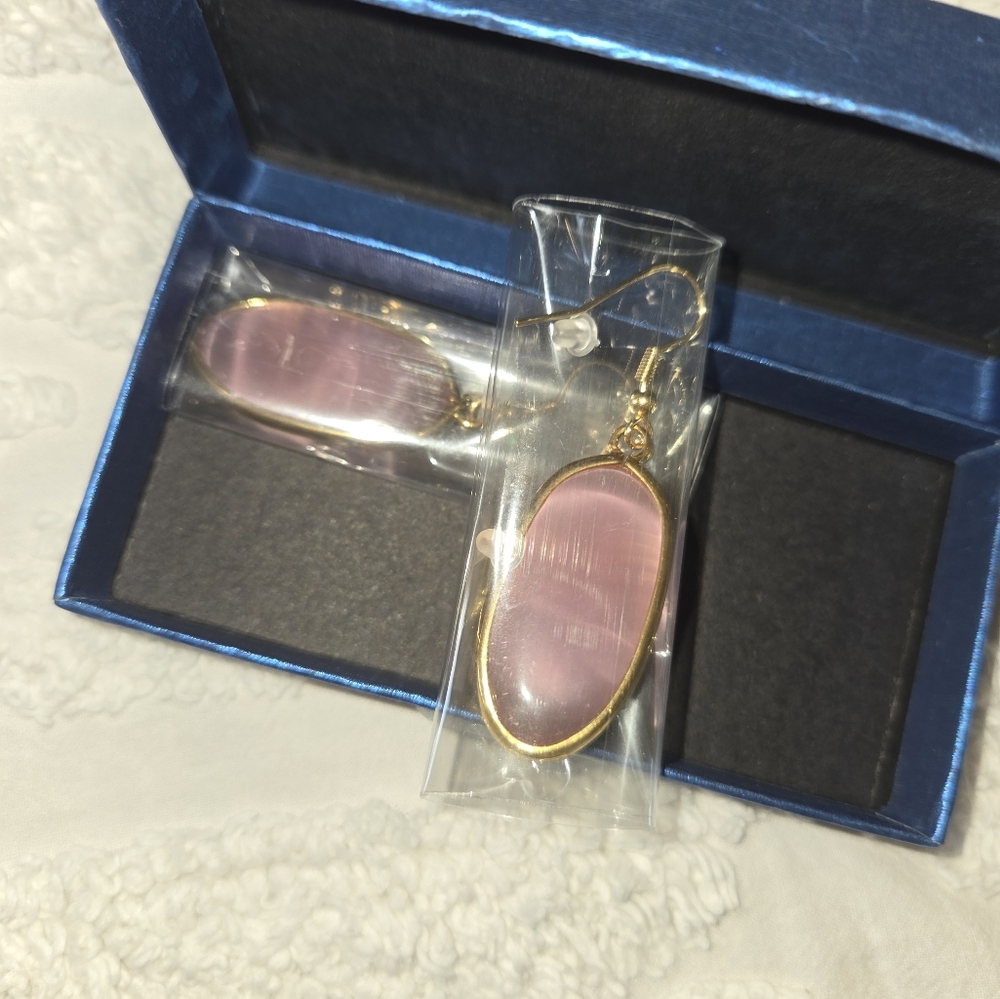 NIP Baublestar Natural Healing Crystal Elegant Rosy Pink and Dangle Earrings NIP - Picture 5 of 5